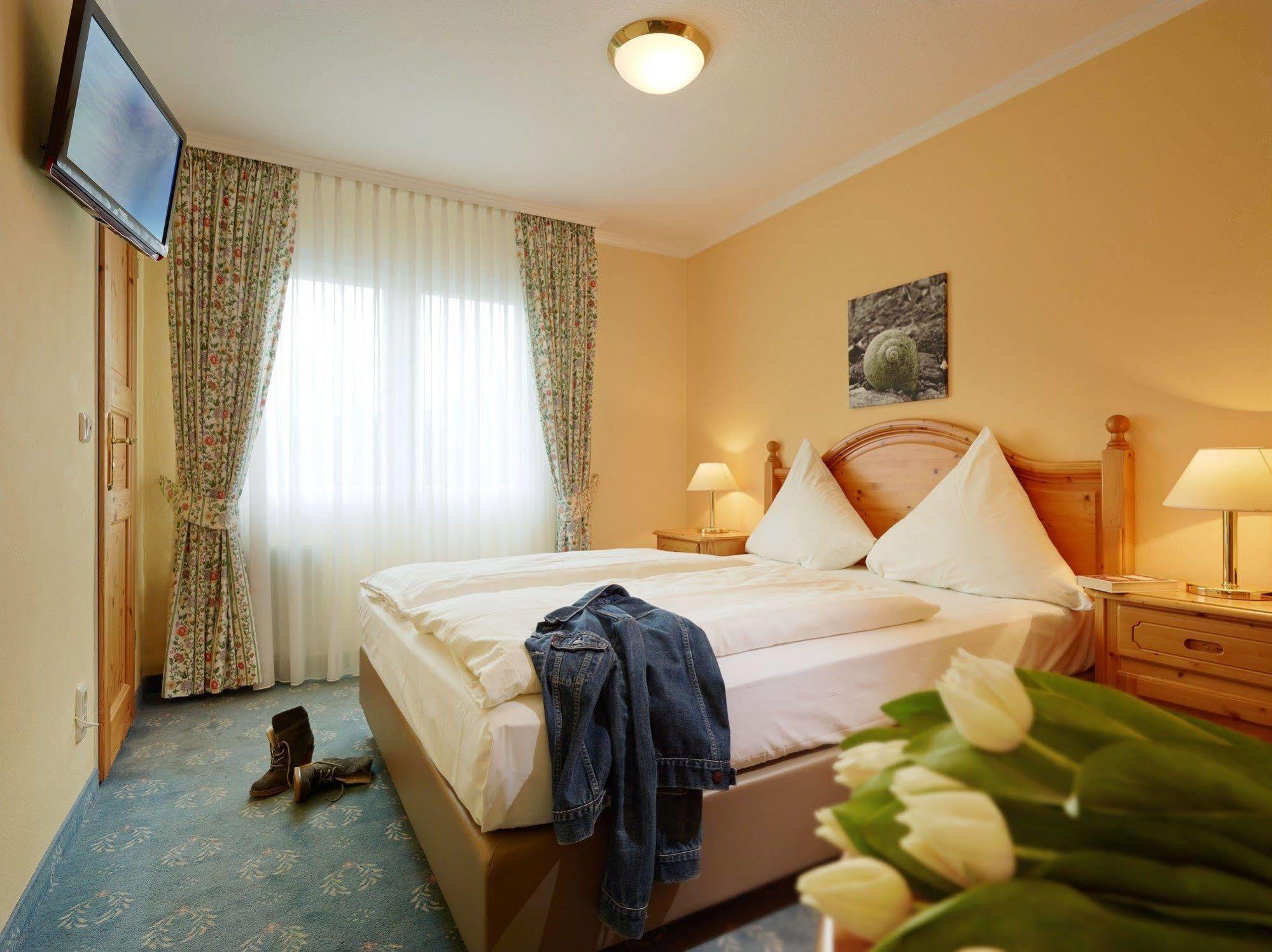 Ringhotel Boemers Mosel Landhotel Alf Dış mekan fotoğraf